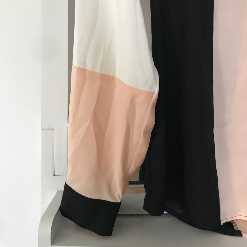 Color block blouse - Picture 4 of 5